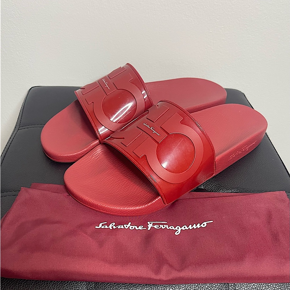 Ferragamo Pool Slides